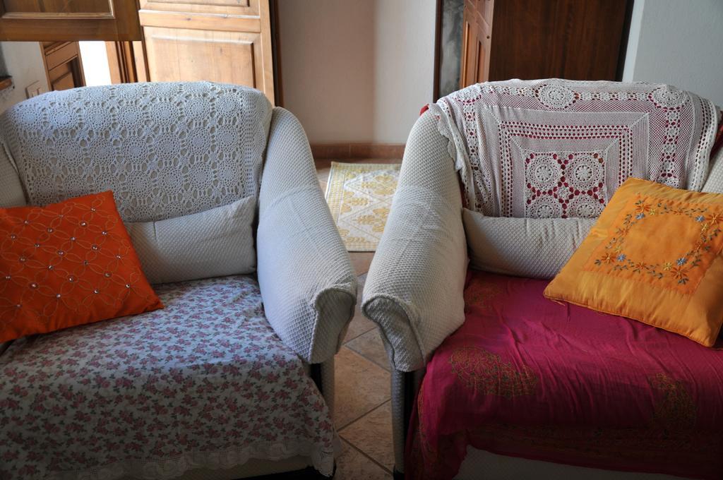 B&B Casacori オロゼーイ エクステリア 写真