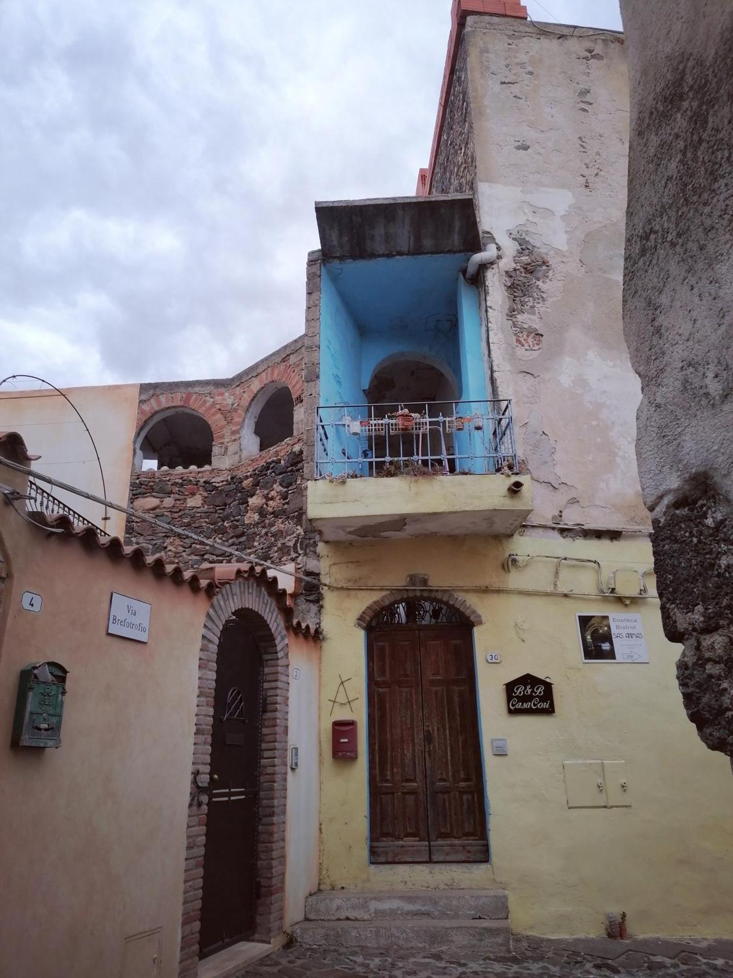 B&B Casacori オロゼーイ エクステリア 写真